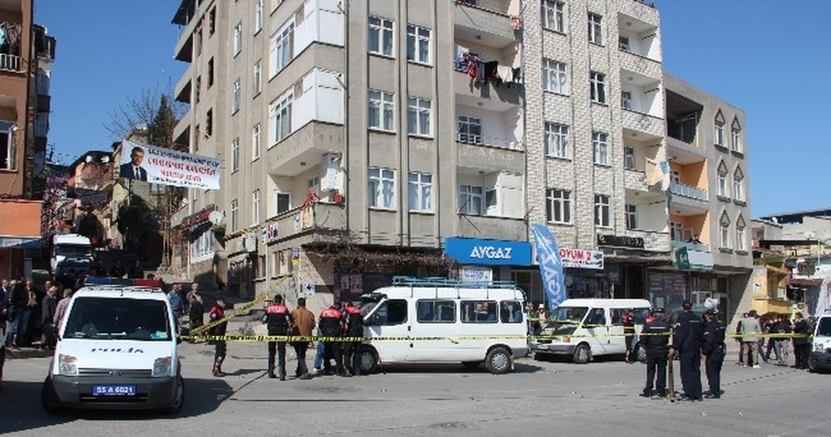 Samsun\'da Silahlı Kavga : 2 Yaralı