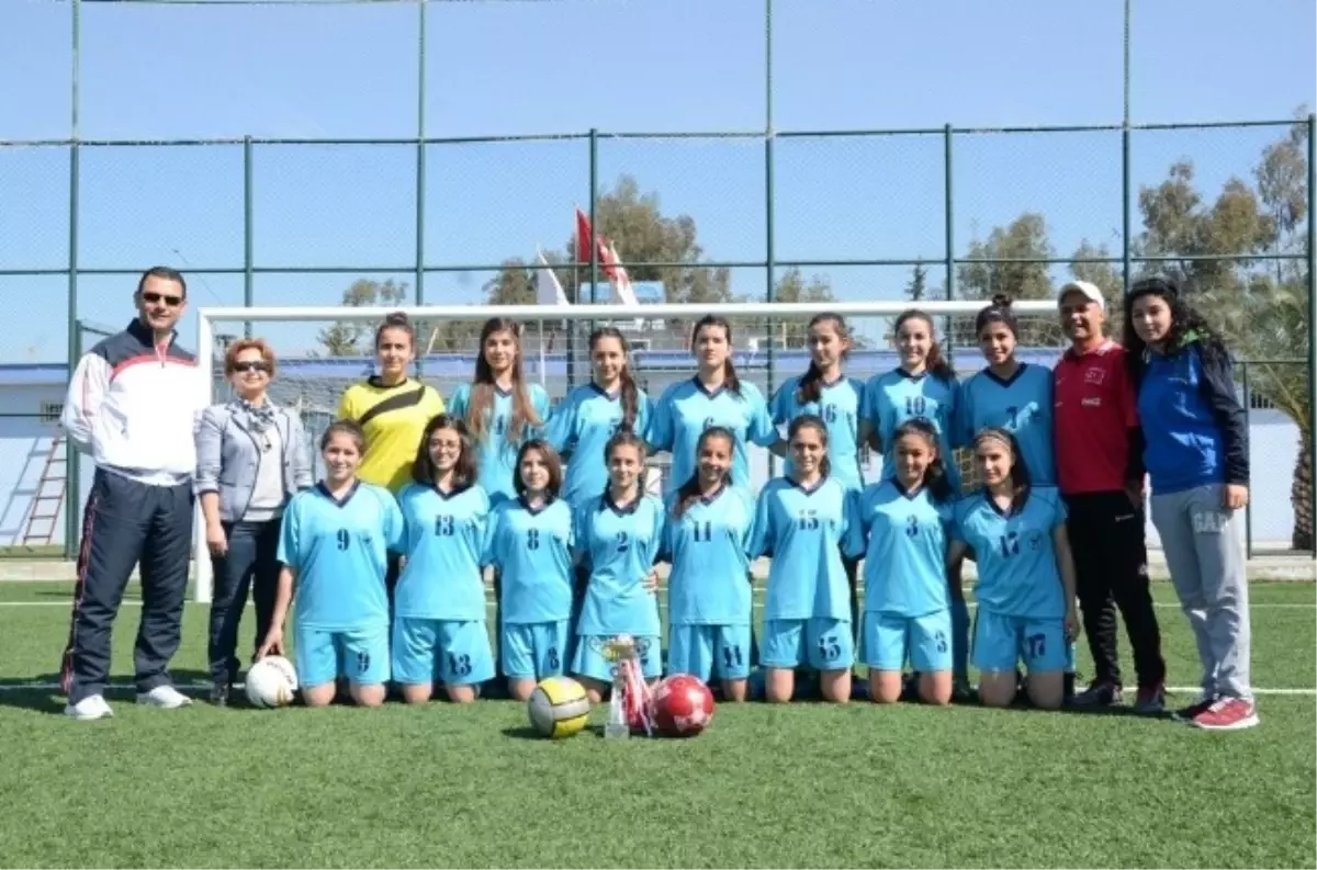 Adana\'da Okullararası Futbol İl Birinciliği