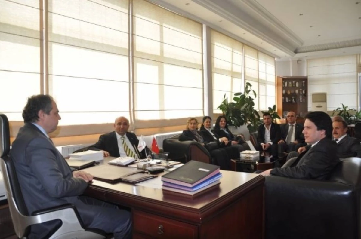 AK Parti Heyeti Tekirdağ Belediye Başkanı Adem Dalgıç\'ı Ziyaret Etti