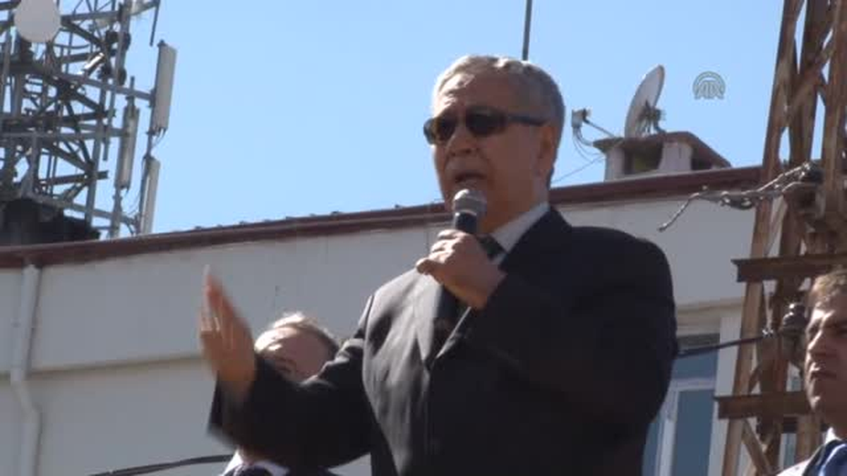 Arınç: Türkçülüğe de Kürtçülüğe de Karşıyız