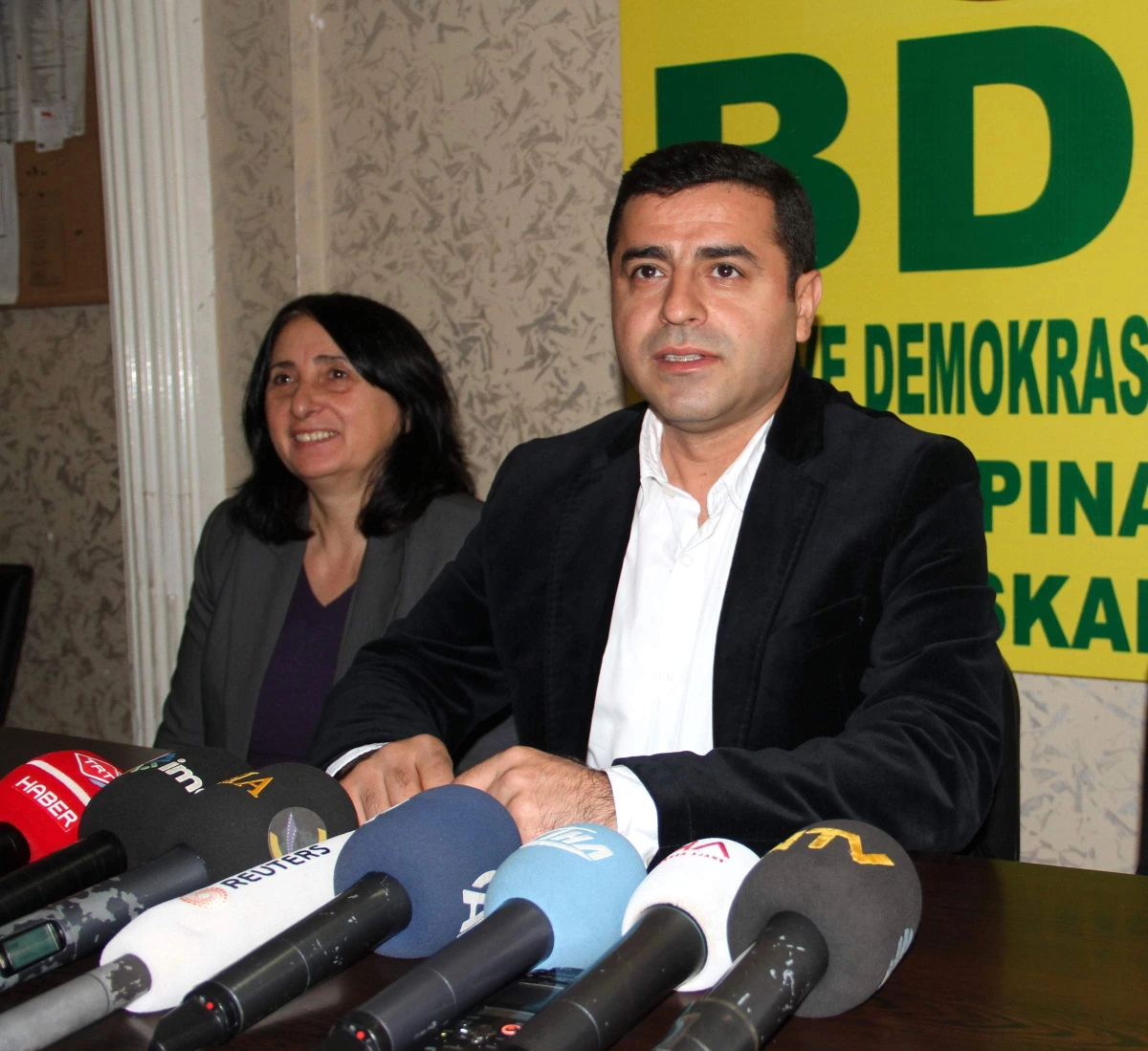 Demirtaş: Şanş, Şeref Bize Yeter