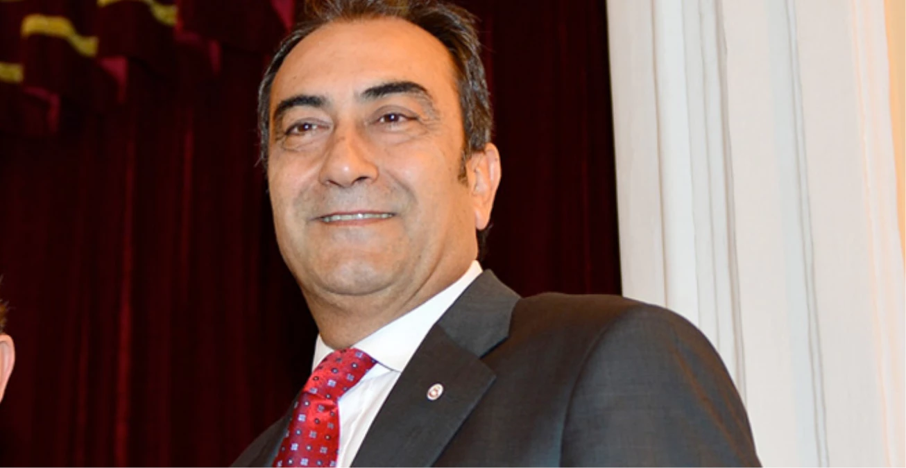 Galatasaray\'da Yönetim Kurulu Üyesi Mehmet Cibara İstifa Etti