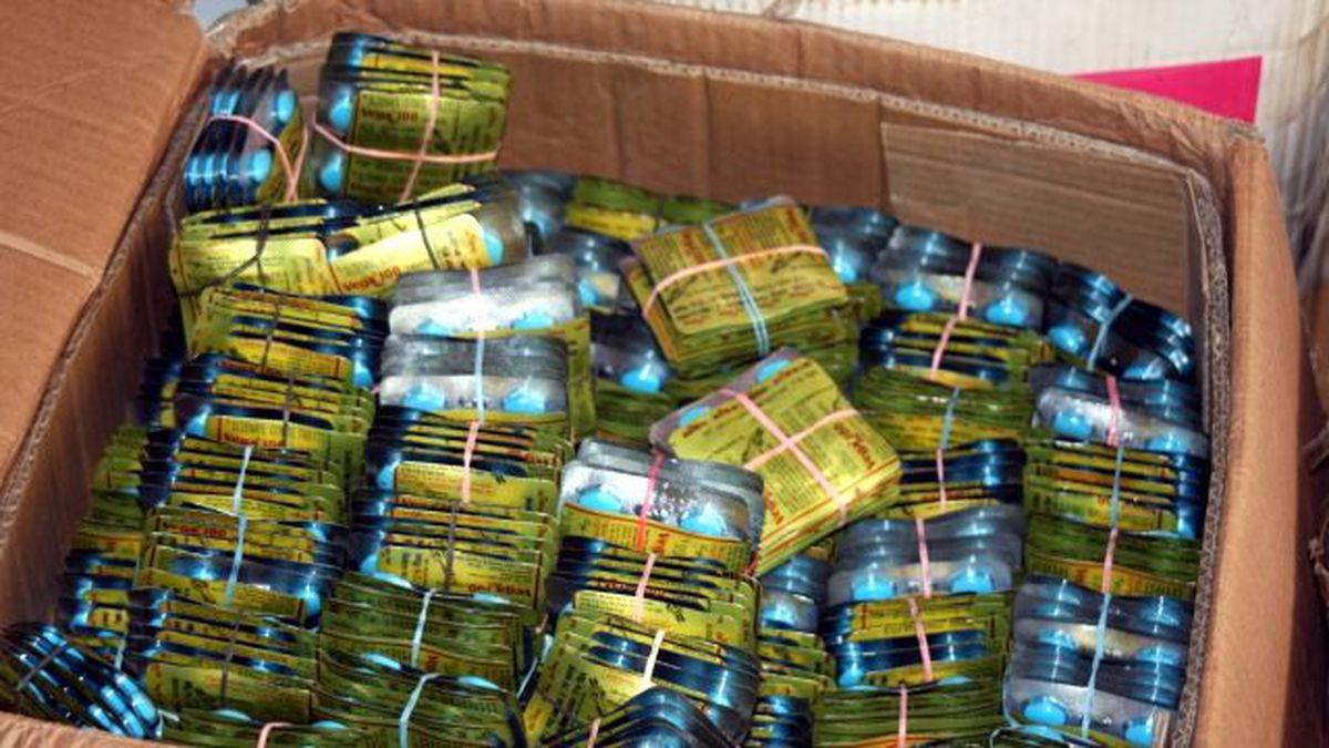 Gaziantep\'te 21 Bin 800 Cinsel Uyarıcı Hap Ele Geçirildi