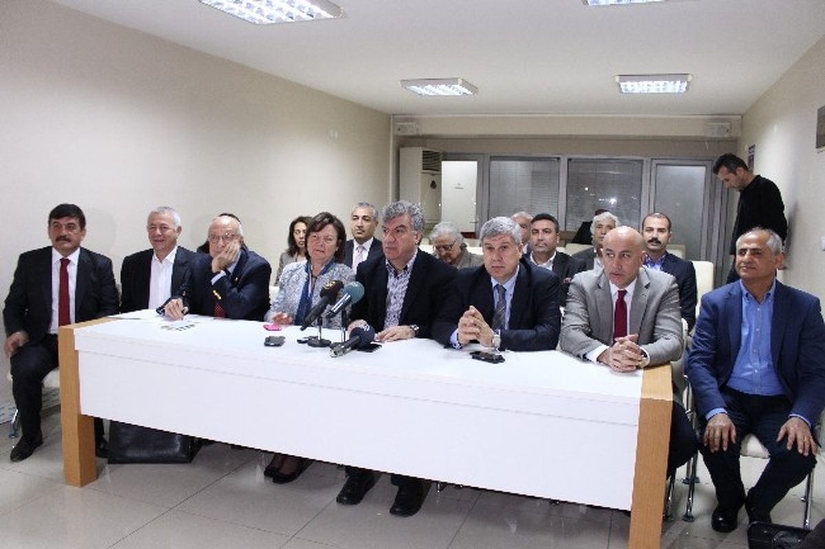 CHP İzmir İl Başkanı Ali Engin Açıklaması