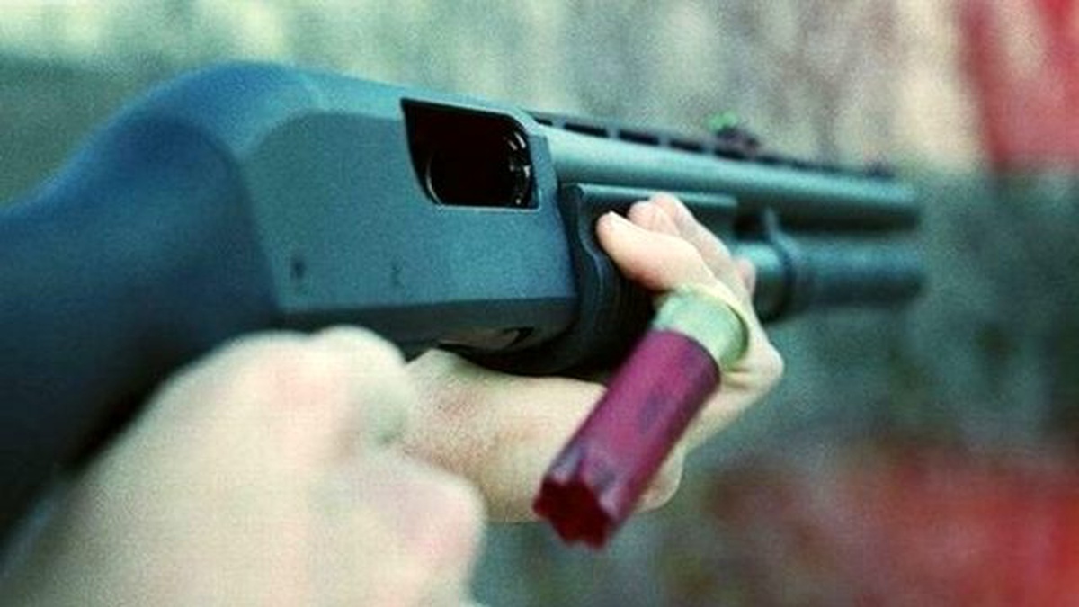 Kardeşini ve Kuzenini Pompalı Tüfekle Yaraladı
