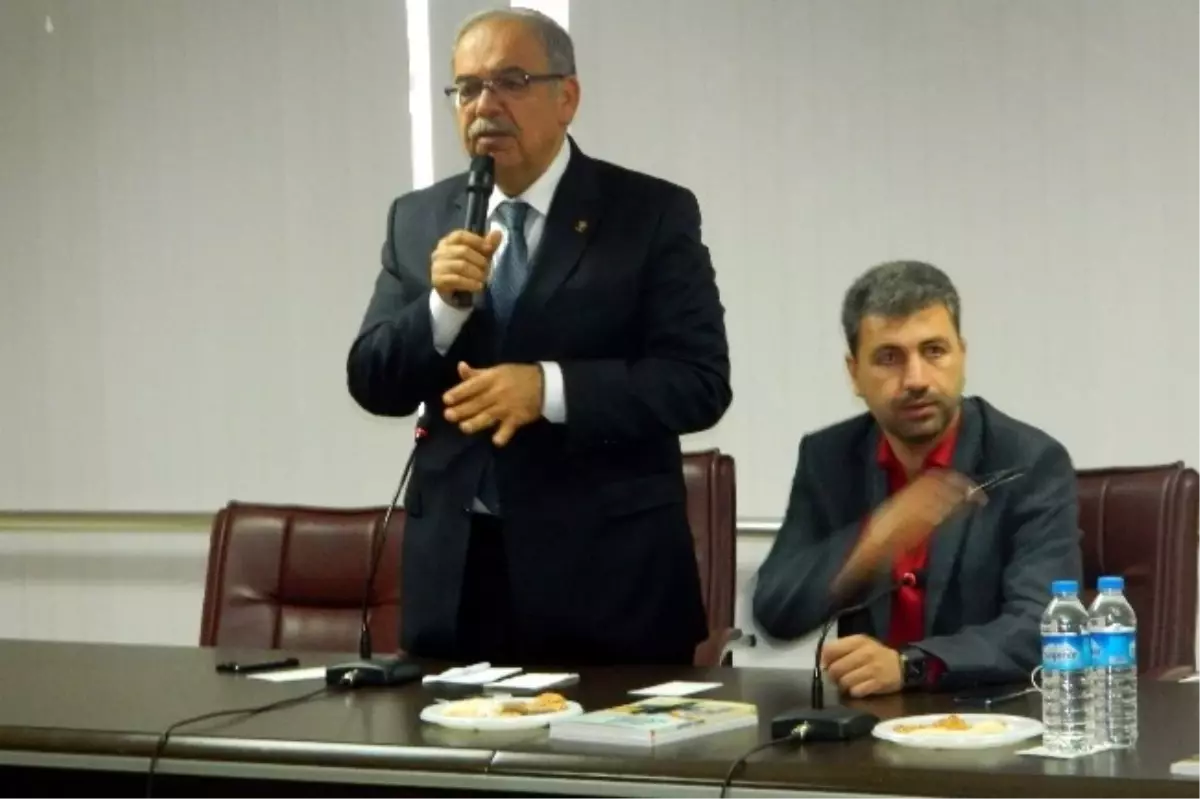 Kutlu, Mimarlarla Bilgi Alışverişinde Bulundu