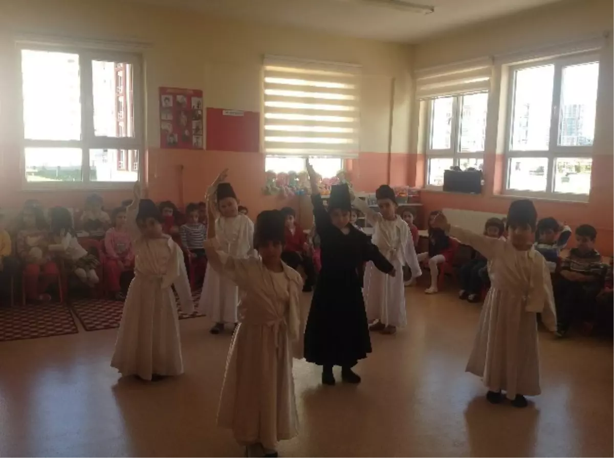 Miniklere, \'Hoşgörü Temsilcisi Mevlana\' Anlatıldı