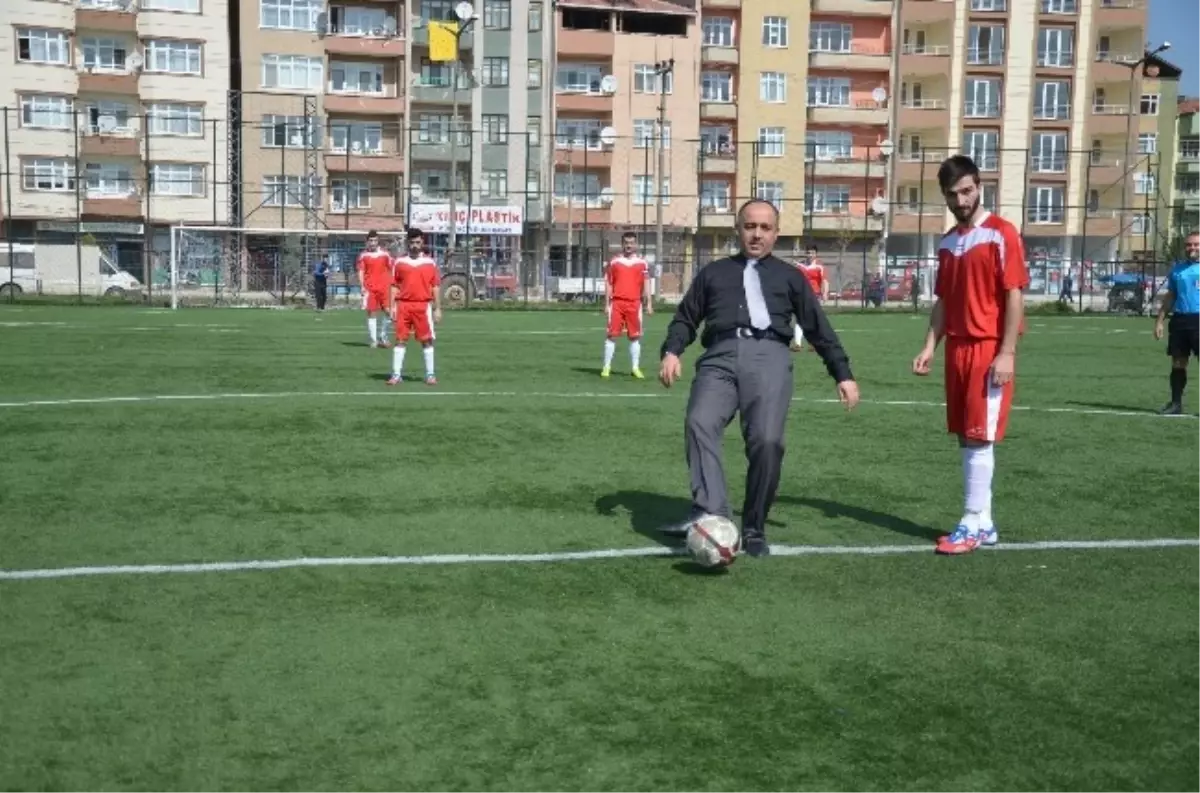 Yurtlar Arası Futbol Turnuvası Bafra\'da Başladı