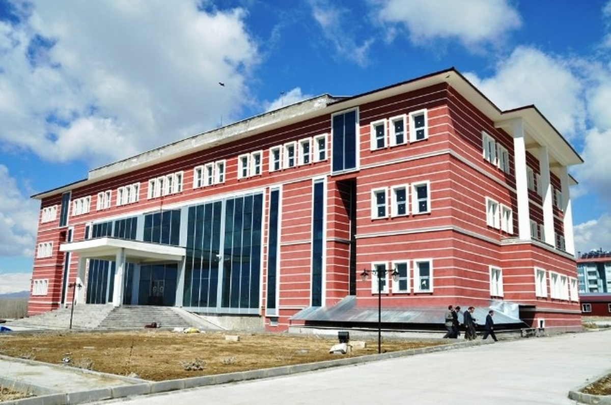 Adalet Büro-Sen\'den Erciş Adliyesi\'ne Ziyaret