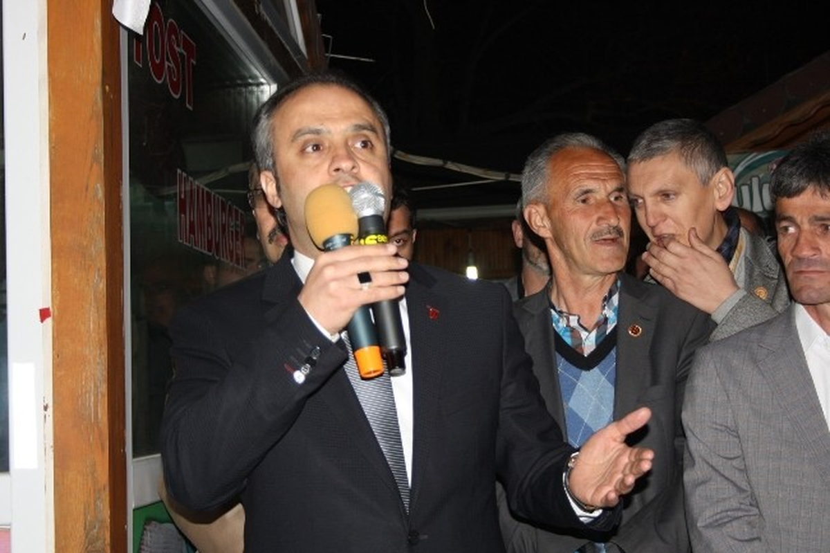 "Belde ve Köylerimiz Hasret Çektikleri Hizmete Kavuşacak"