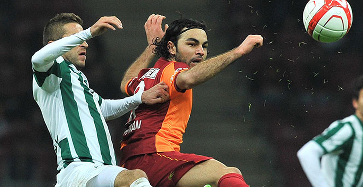 GS\'li Taraftarlar, Aysal ve Mancini\'yi İstifaya Çağırdı
