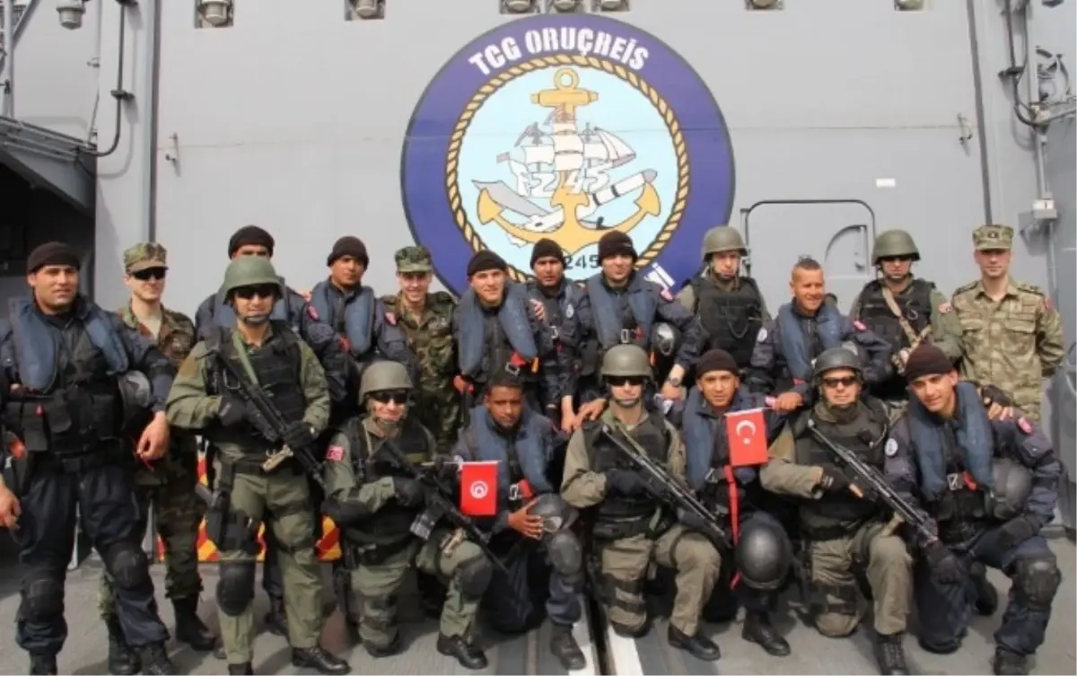 Barbaros Türk Deniz Görev Grubu\'nun(Tdgg) Tunus Limanı Ziyareti