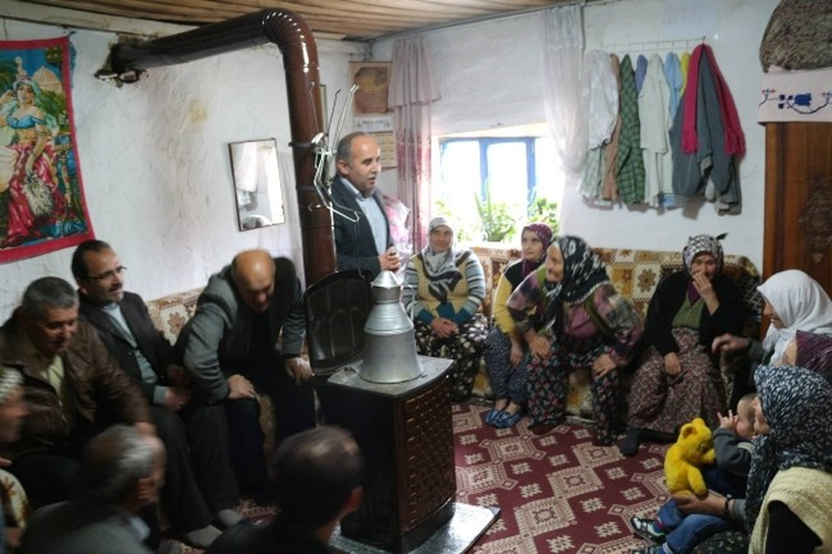 Başkan Akyol Seçim Çalışmalarını Sürdürüyor