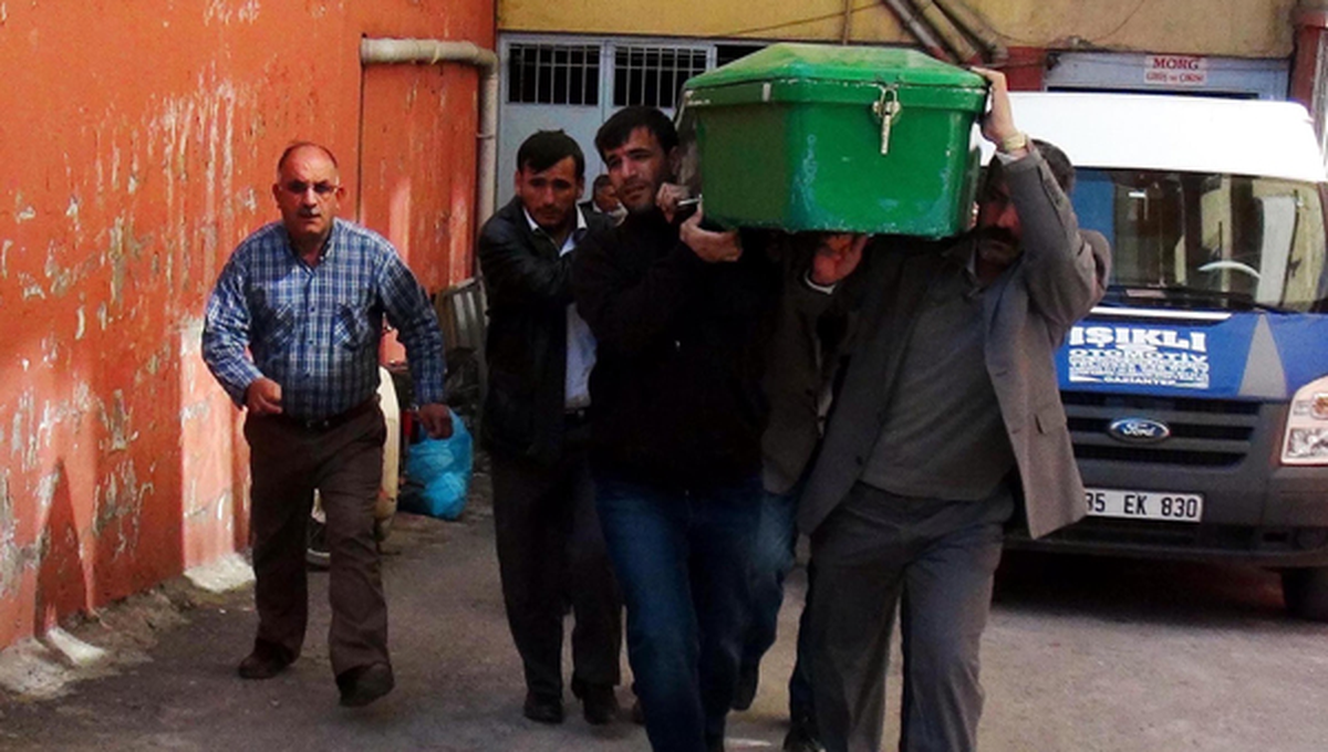 İneğin Tekmelediği Kadın Öldü