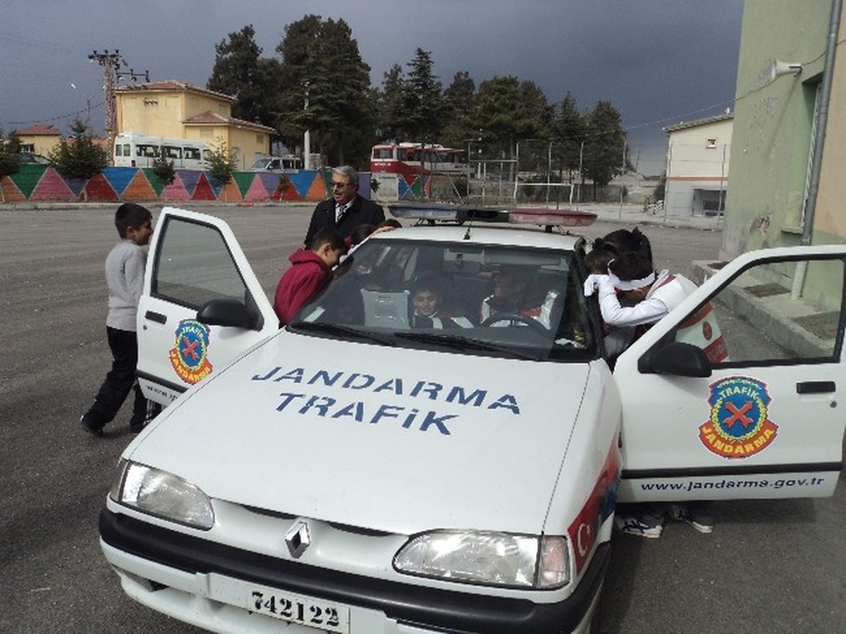 Jandarma\'dan Okul Geçiş Eğitimi
