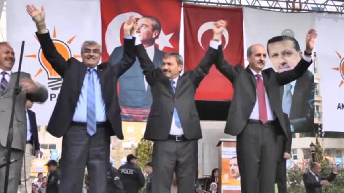 Kurtulmuş: \'\'14 yaşından itibaren oğlumu dinlemişler" -