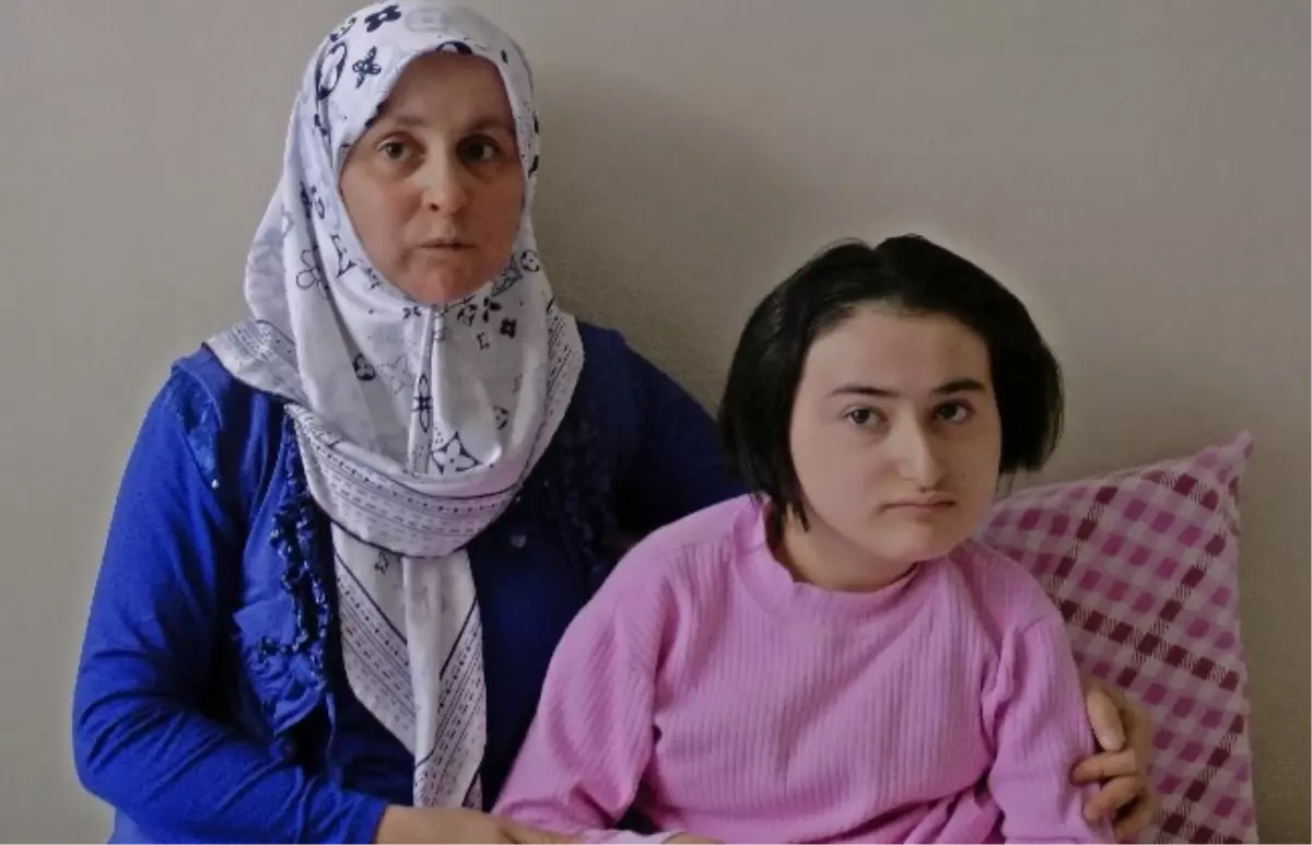 Zihinsel ve Bedensel Engelli Asude Yardım Bekliyor