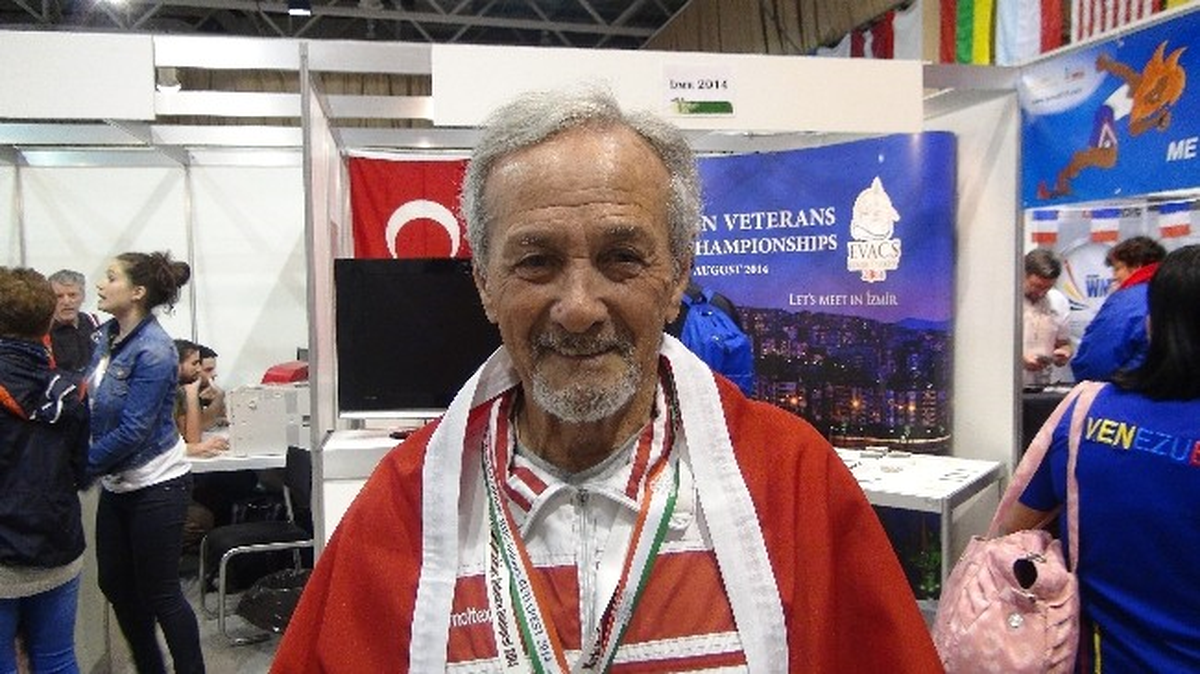 82 Yaşındaki Türk Atlet Dünya 2.\'si Oldu