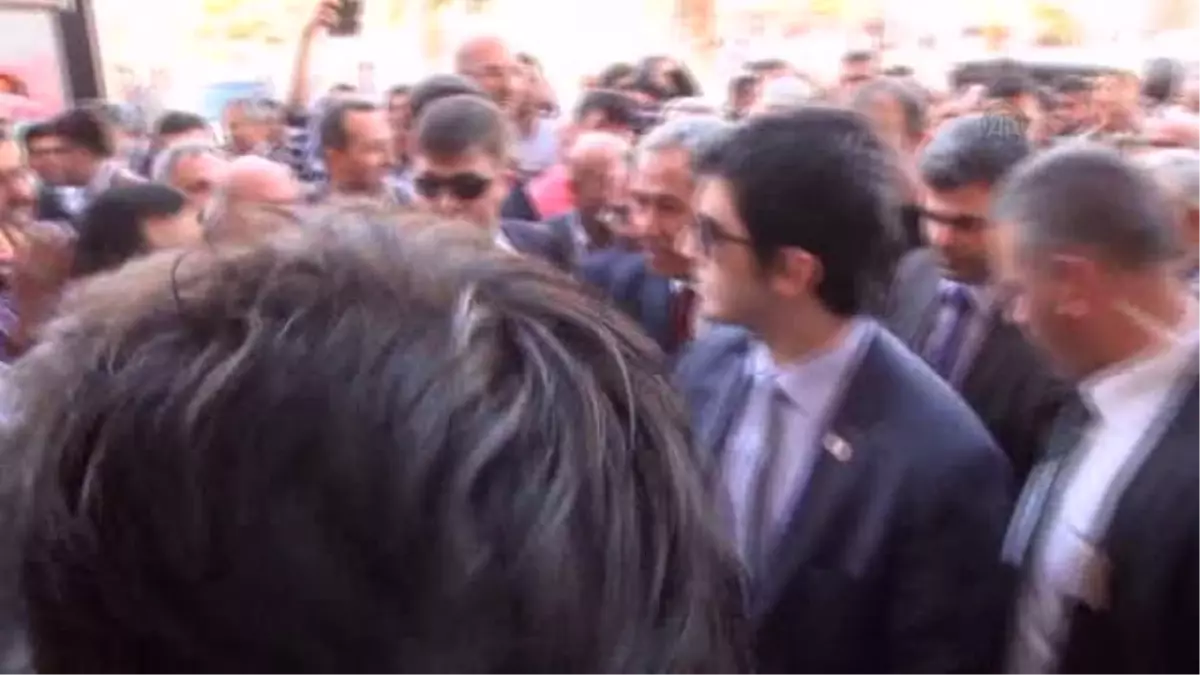 Arınç: "Biz yargı kararlarına uyarız çünkü anayasa bunu emrediyor" -