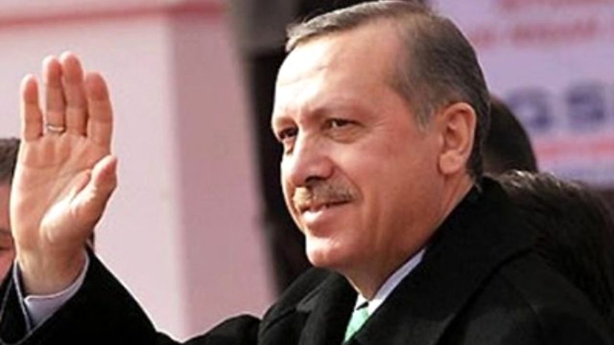 Başbakan Erdoğan AK Parti İl Başkanlığından Ayrıldı