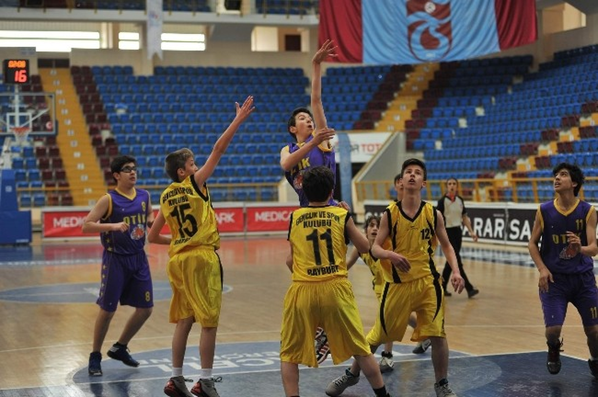 Basketbol Bölge Şampiyonası Başladı