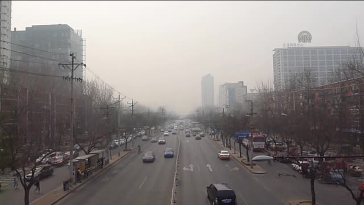 Çin\'de Hava Kirliliği Alarmı
