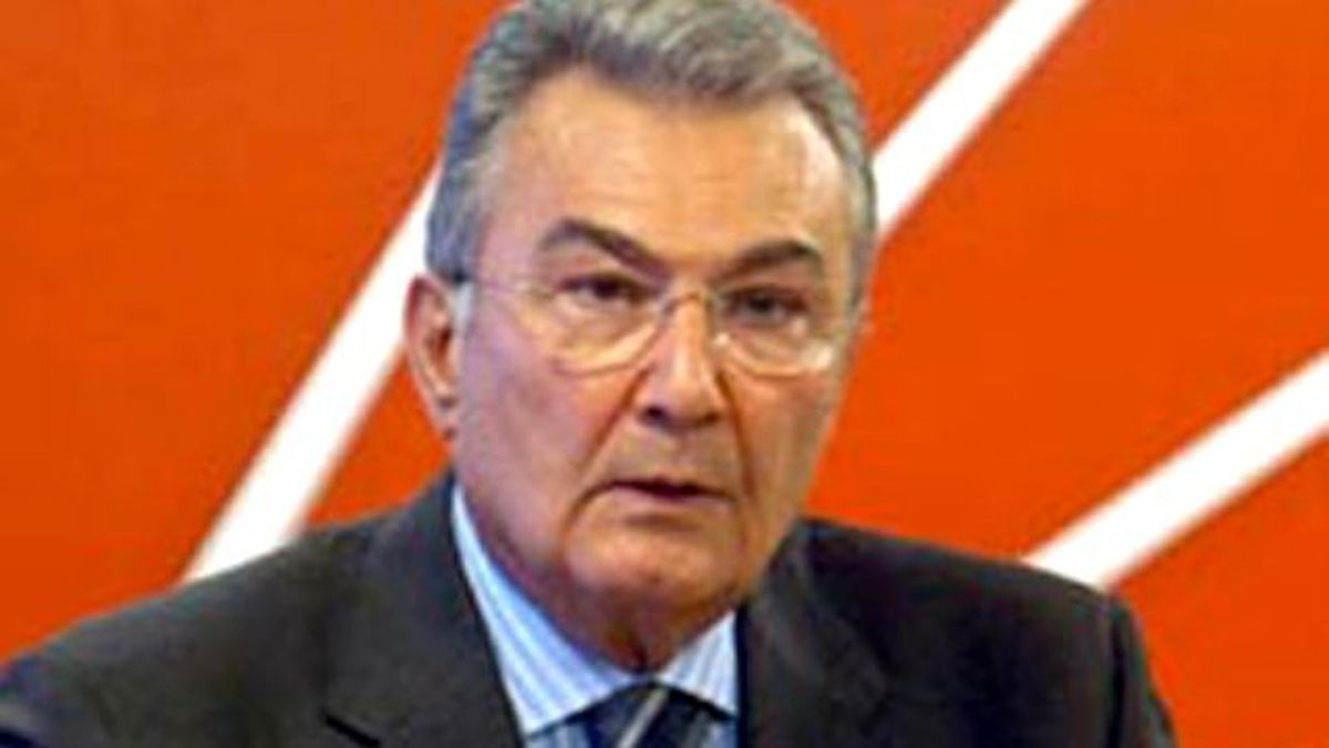 Eski CHP Genel Başkanı Baykal, Afyonkarahisar\'da Açıklaması