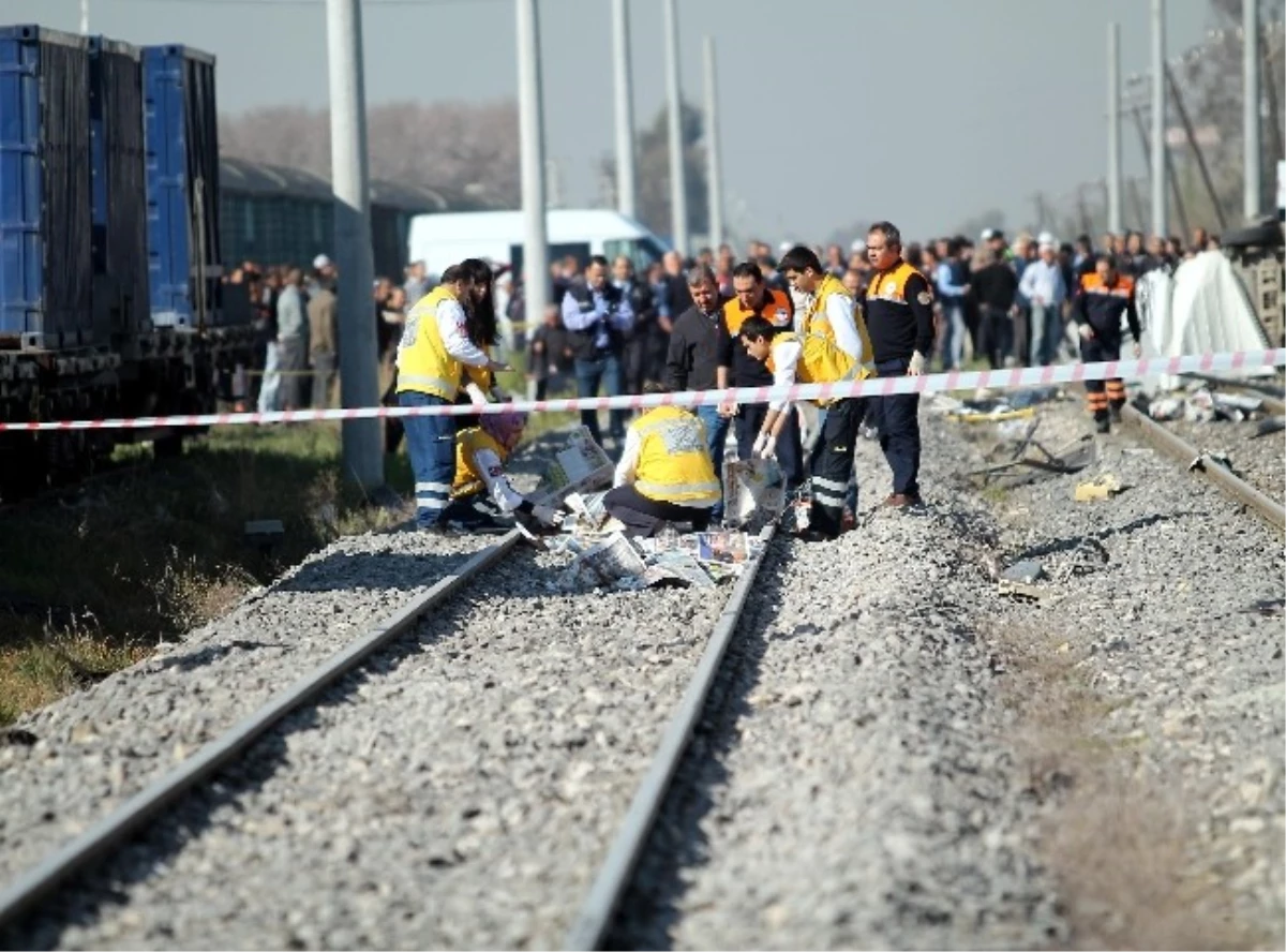 Mersin\'deki Tren Kazasında Ölü Sayısı 11\'e Çıktı