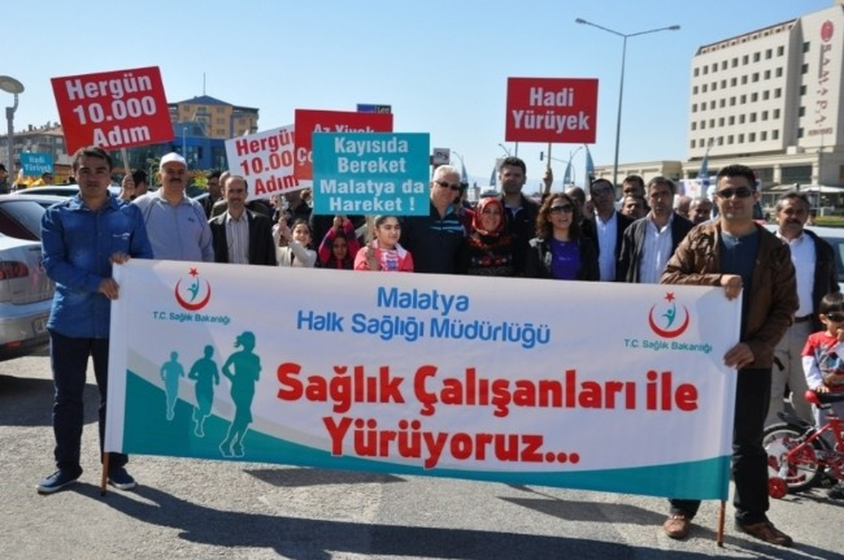 Şener: "Sağlık İçin Günde En Az 30 Dakika Yürüyün"