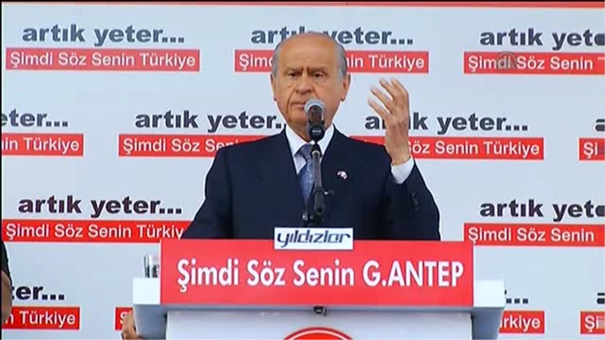 Bahçeli: \'\'Tek adamlığa oynayarak parti devleti diktatörlüğüne heveslenmiştir\'\' -