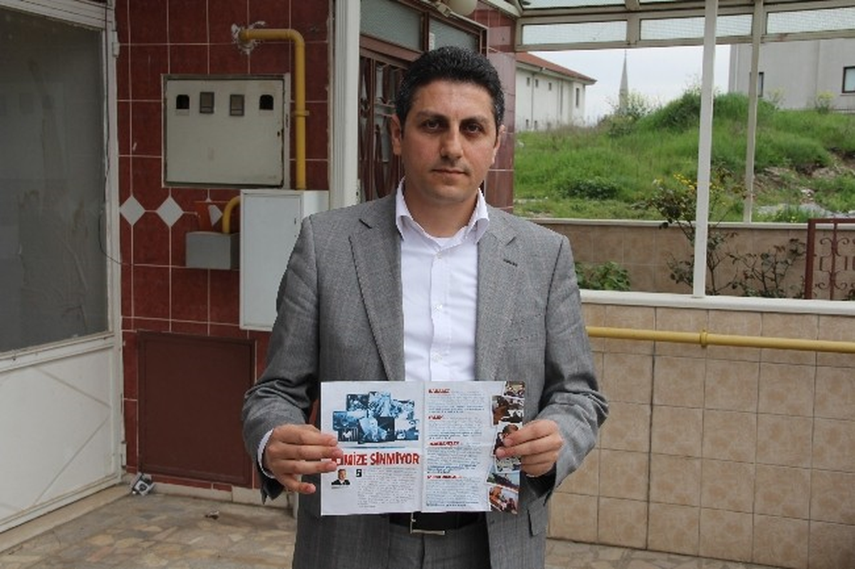 Kimliği Belirsiz Şahısların Dağıttığı Broşürlerde, AK Parti\'ye Oy Vermemek İçin Maddeler Sıralanıyor