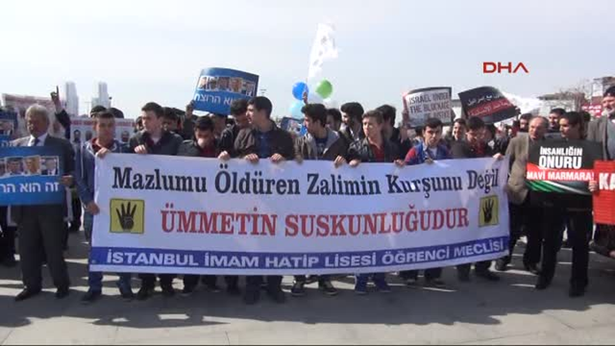 Mavi Marmara Davası Öncesi Adliye Önünde Eylem