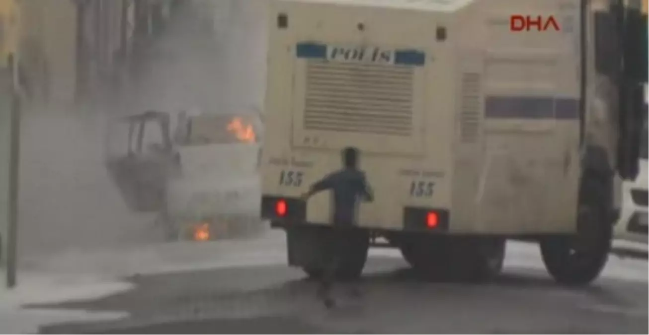 Molotoflu Saldırıda Yanan Kadın Polis GATA\'ya Sevk Edildi