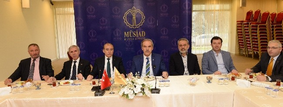Müsiad Bursa Yönetimi Başkan Altepe\'nin Yanında