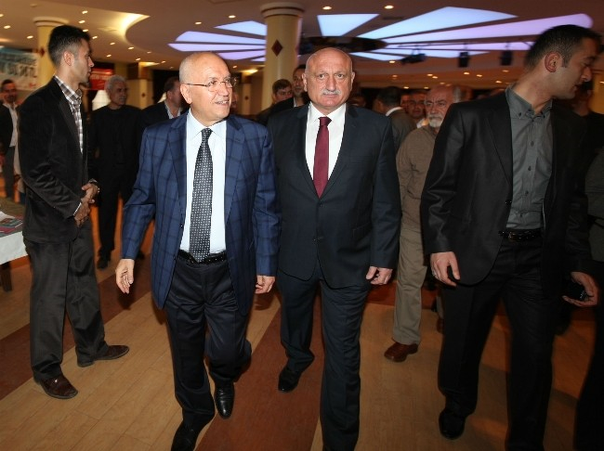 Yaşar\'a Sarı Baretlilerden Destek