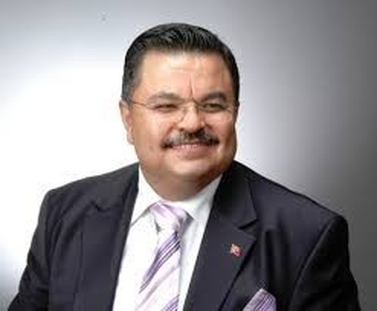Belediye Başkanı Selim Yağcı Minibüsçülerle Bir Araya Geldi