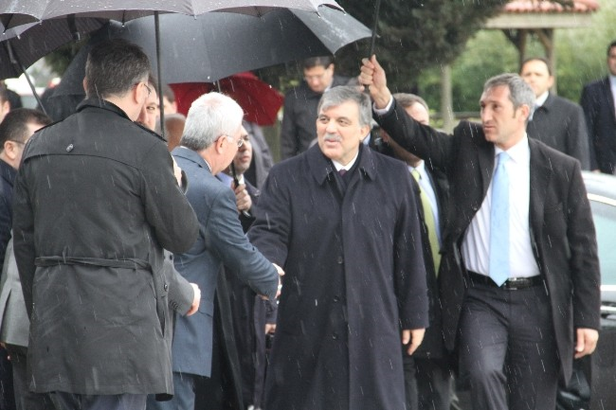 Cumhurbaşkanı Gül: "Bu, Devletin Güvenliğine Dönük Bir Casusluk Faaliyetidir"