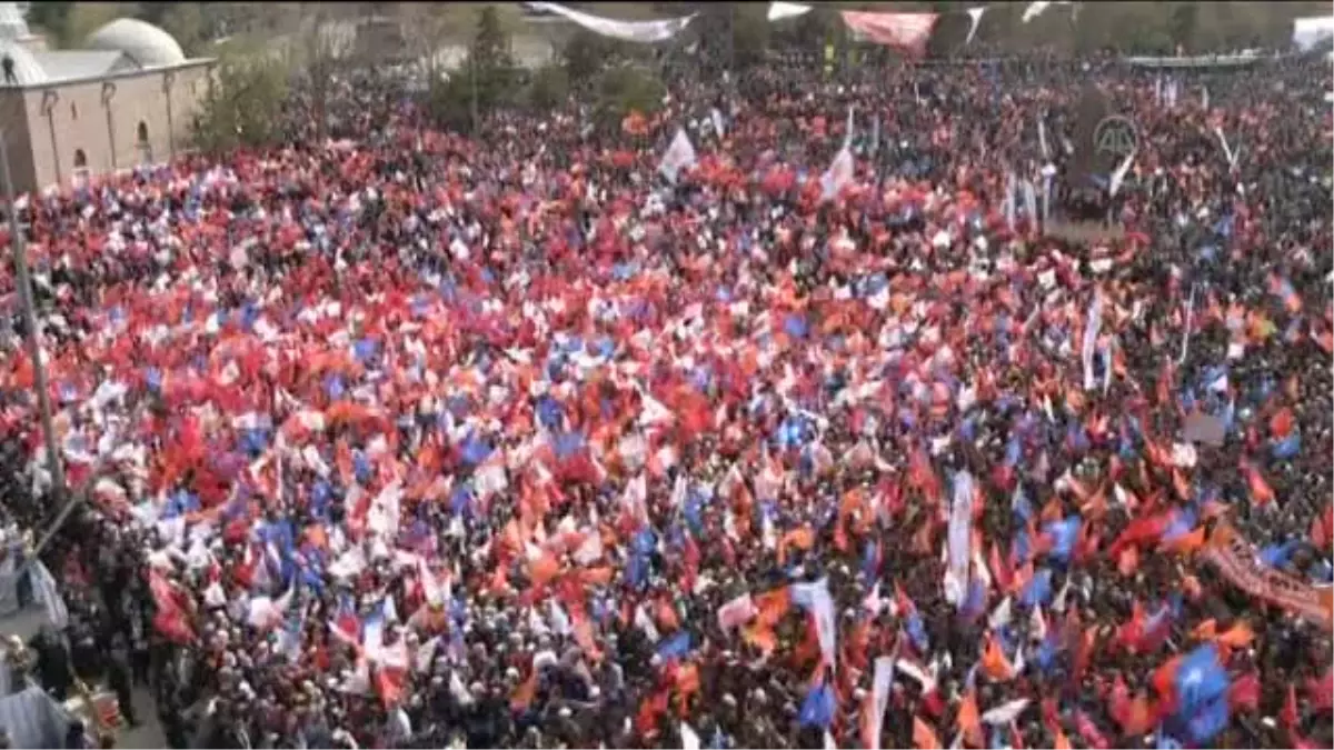 Davutoğlu: "Sesimiz kesilse gönlümüz konuşur" -