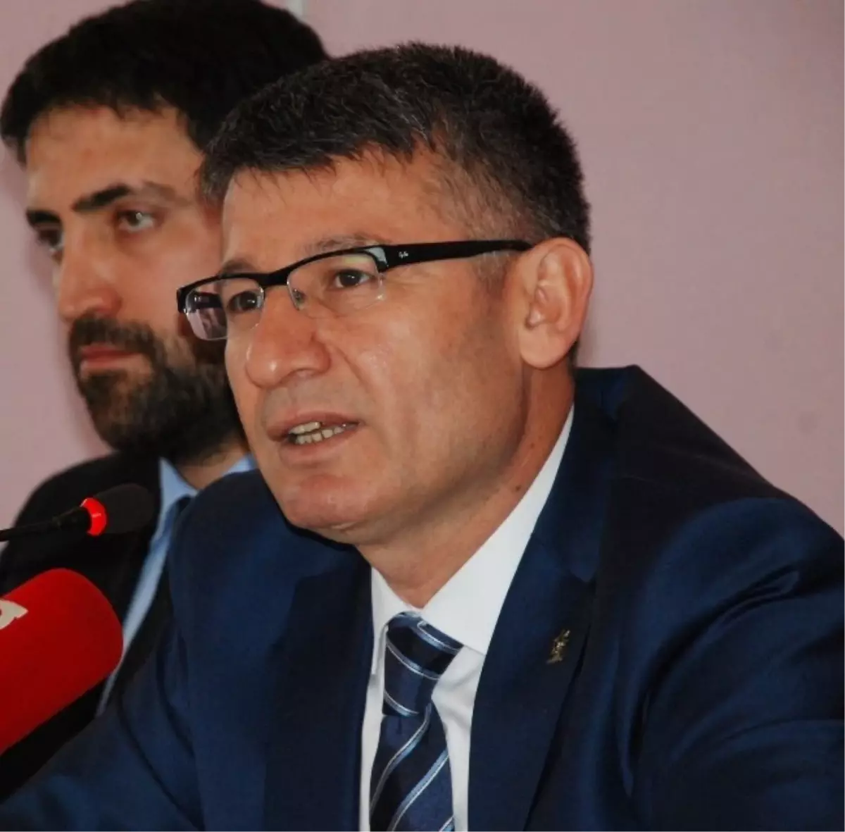 Fikret Yeni, 30 Mart Seçimlerinin Huzur İçinde Geçmesini Diledi