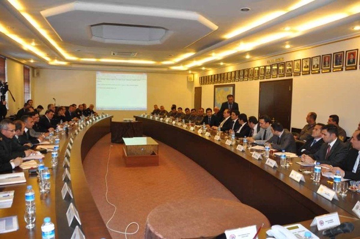 Isparta\'da Seçim Güvenliği Toplantısı
