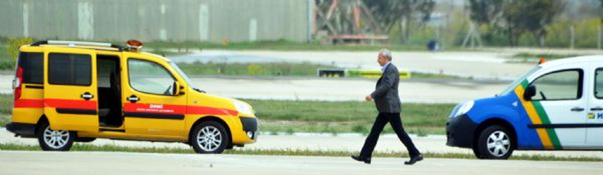 Kılıçdaroğlu, Apronda Tek Başına
