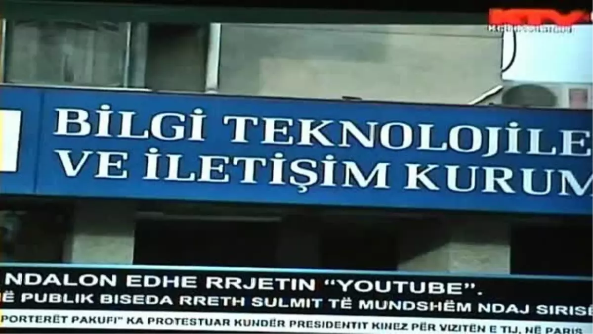 "Youtube\'a Yasak Getirilmesi Tam Bir Siyasi Yıkım"