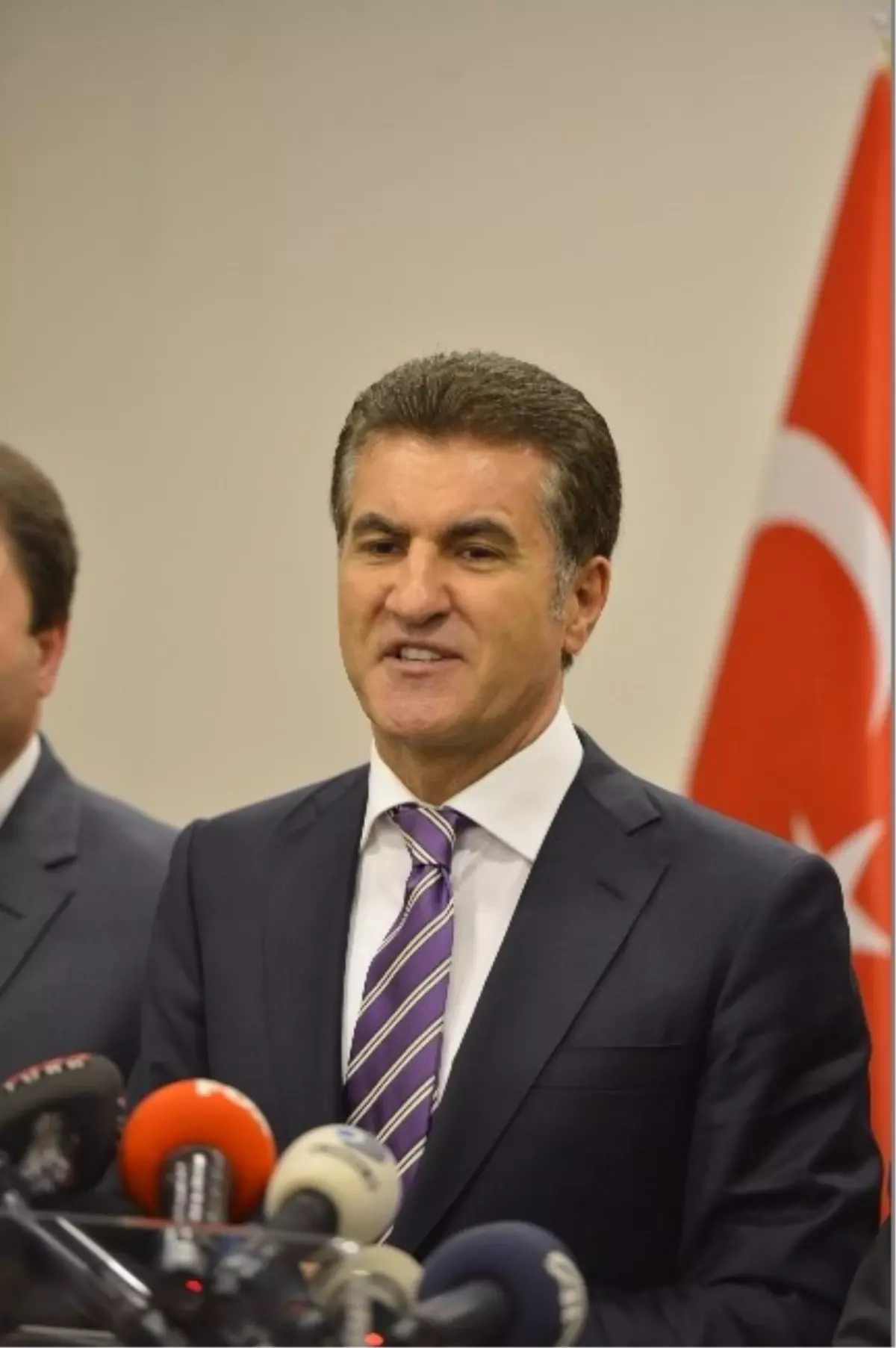 Mustafa Sarıgül\'den "Adaylıktan Çekildi" Haberlerine Yalanlama