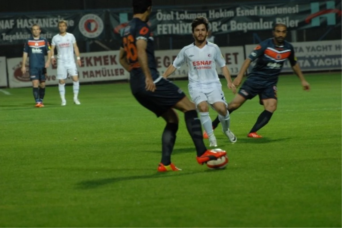 İstanbul Büyükşehir, Fethiyespor\'u 2-0 Yendi