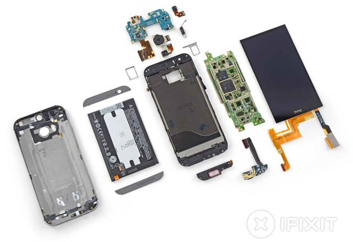 Yeni HTC One Paramparça