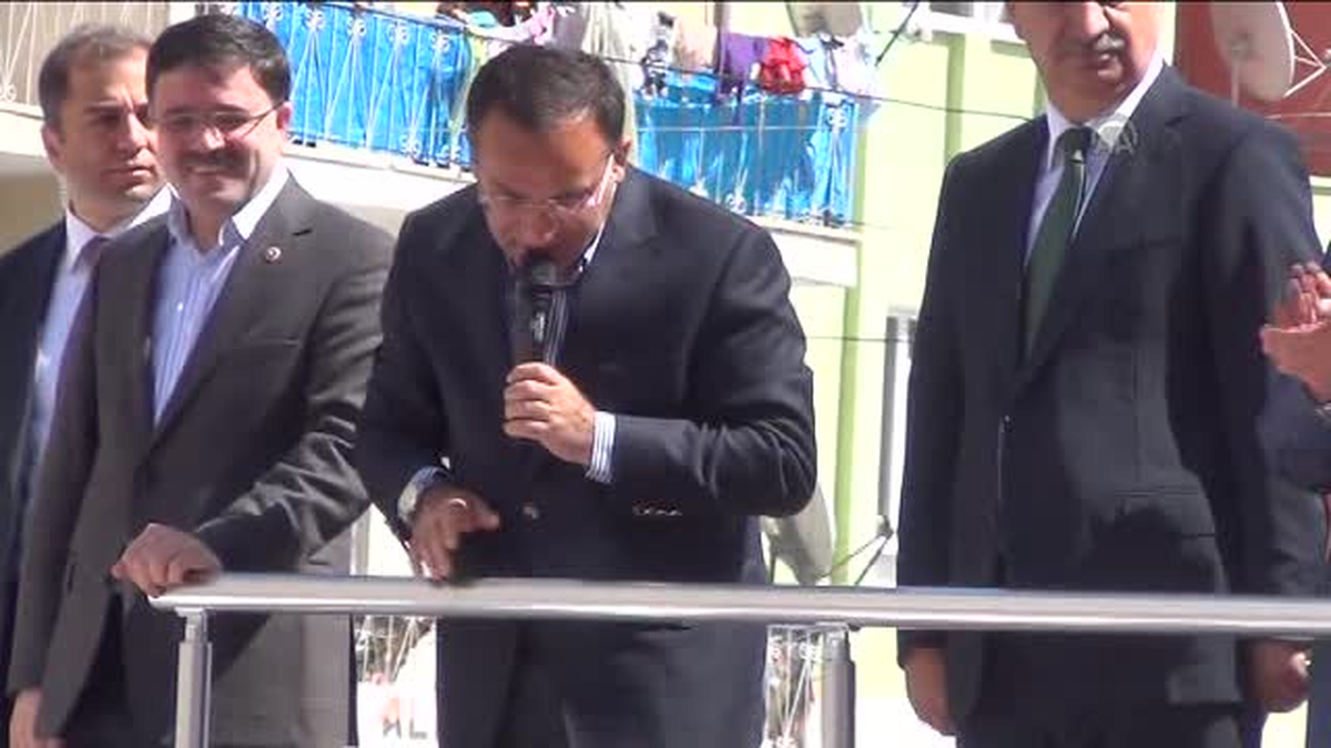 Adalet Bakanı Bozdağ, Akdağmadeni\'nde -