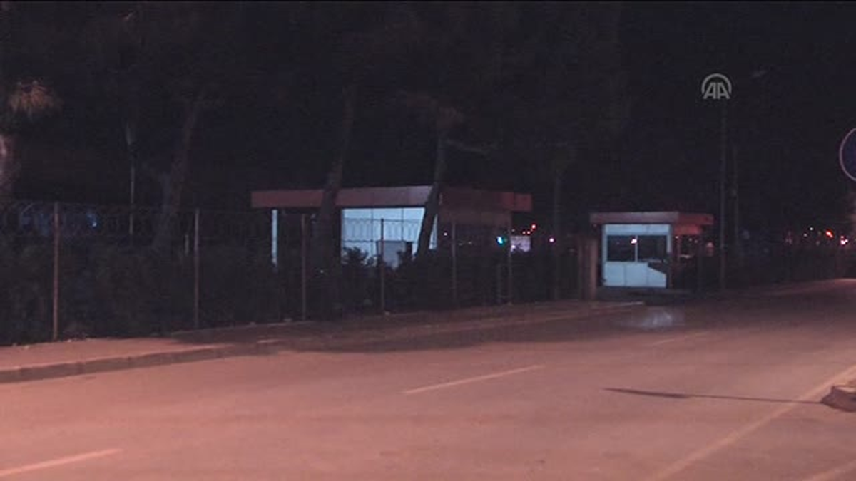 İzmir'de Matbaaya Sahte Oy Pusulası Baskını