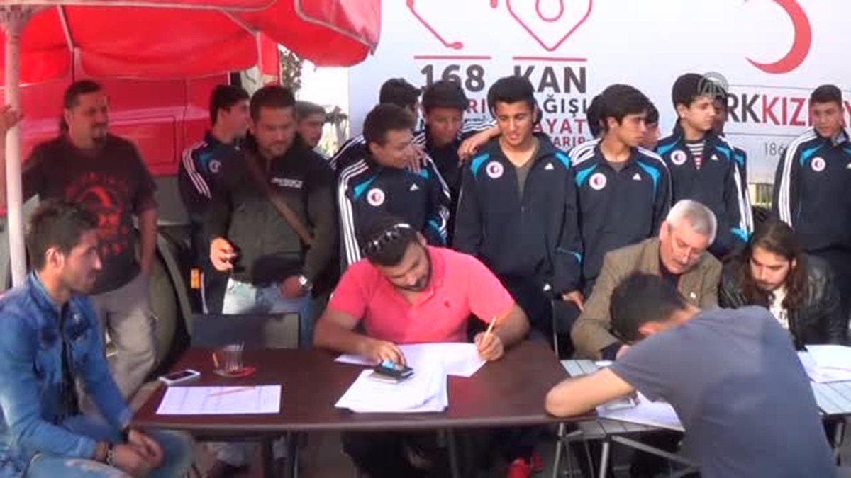 Fethiyesporlu Oyuncular ve Taraftarlar Kan Bağışladı
