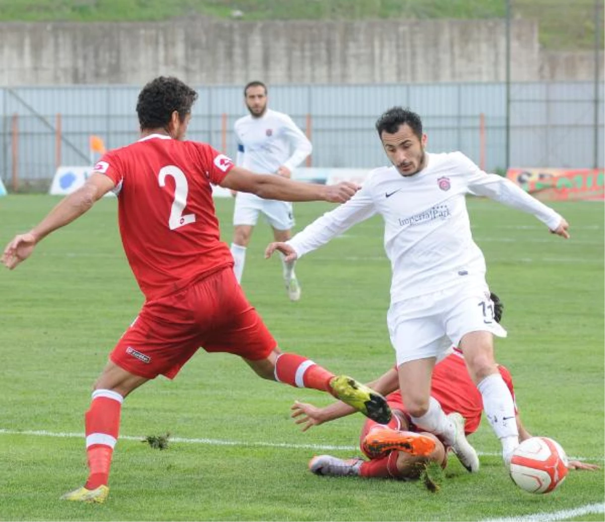 Gölcükspor-Ayvalıkgücü Belediyespor: 3-0