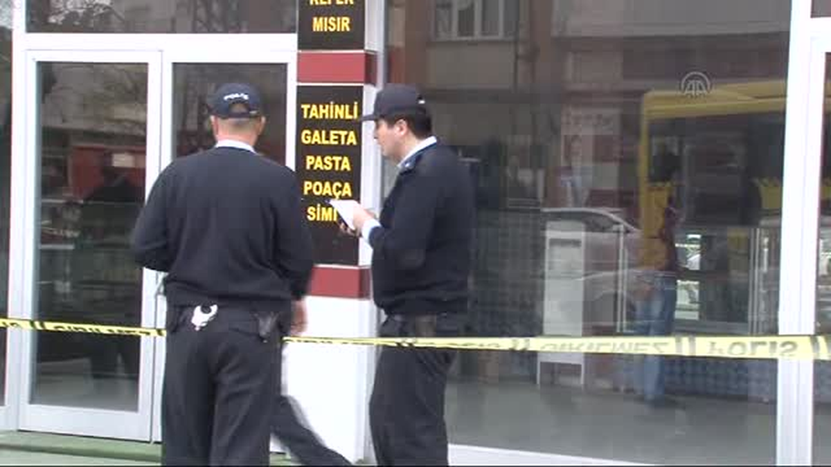 İş yeri önünde saldırıya uğrayan kişi öldü -
